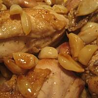 Kurczak Pieczony z 40-toma Ząbkami Czosnku