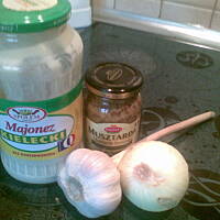 Dip z musztardą francuską do dań z grilla