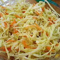 Surówka z młodej kapusty wg Różyczki