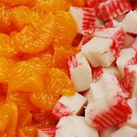 Sałatka z paluszków Surimi błyskawiczna