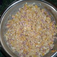 Sałatka z szynką i serem