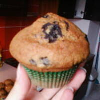 Muffinki z jagodami i białą czekoladą