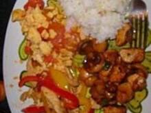 Fot. mkmalwina, Ryż i kurczak z warzywami/ danie w stylu chińskim