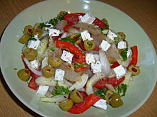 Fot. niebieska-różyczka, Sałatka z gruszką i nie tylko wg Różyczki