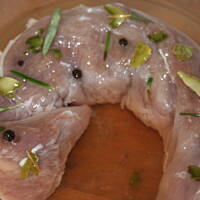 A la wędlina - polędwiczka z morelą kasiulii