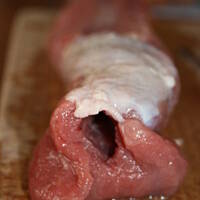 A la wędlina - polędwiczka z morelą kasiulii