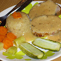 Schab z patelni w sosie chrzanowym wg Różyczki