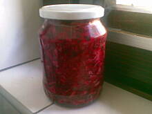 Fot. kaha87ha, sałatka z kapusty czerwonej do słoika