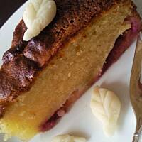 Ciasto marcepanowe z owocami