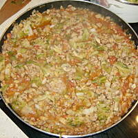 Biała kapusta z mięsem mielonym