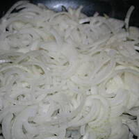 Cebula Duszona z Pieczarkami - do Pieczywa i nie Tylko