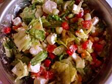 Fot. Misiadełko, kolorowa sałatka śródziemnomorska