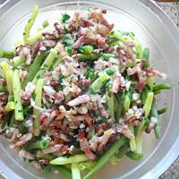 Fasolka szparagowa z pietruszką i boczkiem