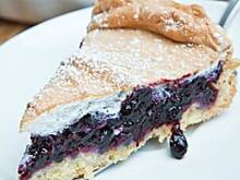 Fot. biutinka, Ciasto z jagodami i pianka