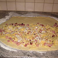 Bułeczki drożdżowe na ostro