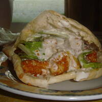 Pita z piersią z kurczaka