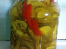 Fot. Misiadełko, ogórki w kurkumowej zalewie