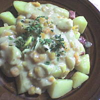 Kolacja- Młode ziemniaki w warzywnej potrawce