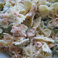 Makaron z łososiem wędzonym a la Gosia