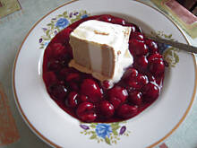 Fot. monisia_ze_szczecina, Lody z gorącymi wiśniami