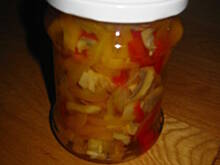 Fot. Monika_ML, Sałatka z papryki, pieczarek i cebuli