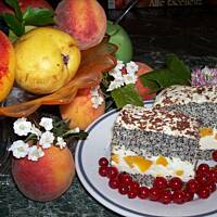 ciasto makowe z brzoskwiniami