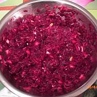 Buraczki na zimno z jabłkiem i cebulą