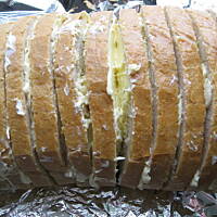 Chleb czosnkowy z grilla Marty