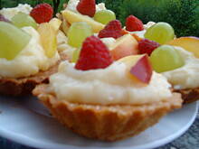 Fot. Luelle, Babeczki z kremem i owocami