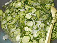 Fot. asiula76, Sałatka z ogórków po szwedzku