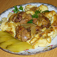 Kluski kładzione z wątróbką dla początkujących wg Różyczki