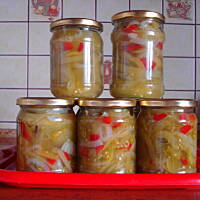 Sałatka z zielonych pomidorów - na zimę