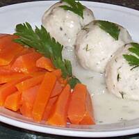 klopsiki drobiowe w sosie koperkowym