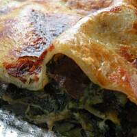 Lasagne z grzybami leśnymi i szpinakiem