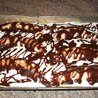 Ciasto z bananami, czekoladą i kremem waniliowym