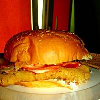 Burger z kotletem schabowym