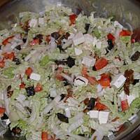 Sałatka z fetą i suszonymi owocami