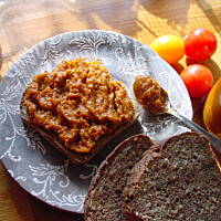 Ketchup z bakłażanow i papryki