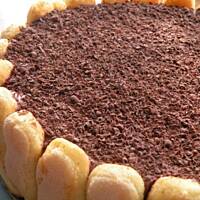 Tort wykwintny z ananasową nutą