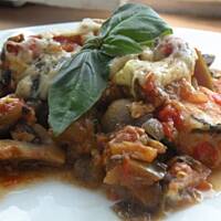 Kurczak zapiekany z warzywami i parmezanem