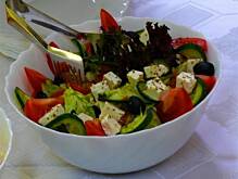 Fot. niebieska-różyczka, Sałatka z serem mozzarellą wg Różyczki