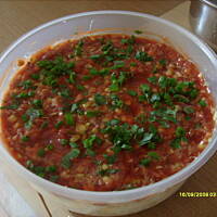 Sałatka warstwowa z tuńczyka na wszystkie okazje