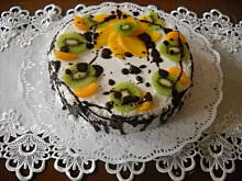 Fot. Jennyfer, tort jogurtowy Basi