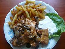 Fot. onlyred, Pomidorowo-gyrosowe piersi z pieczarkami