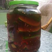 Ogorki w czerwonej zalewie z syropem klonowym