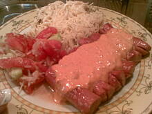 Fot. kaha87ha, Smażone parówki z sosem paprykowym