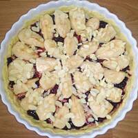 Tarta gruszkowo-wisniowa z migdalami