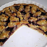 Tarta gruszkowo-wisniowa z migdalami