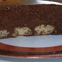 Mus czekoladowy na biszkoptach