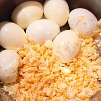 sałatka jajeczna mojAM